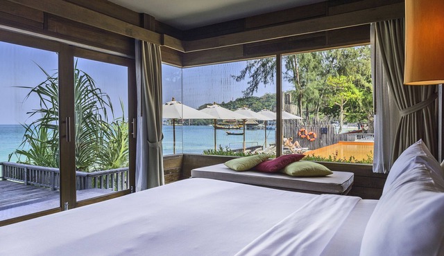 Beachfront Suite @Baan Ploy Sea