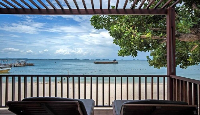Beachfront Villa Ko Samet
