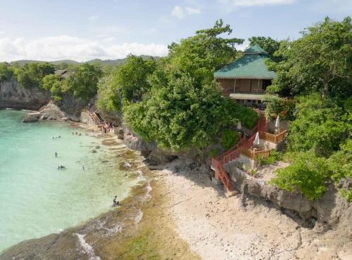Blue Raven Resort