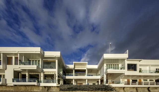 Burgos Reef Boutique Resort