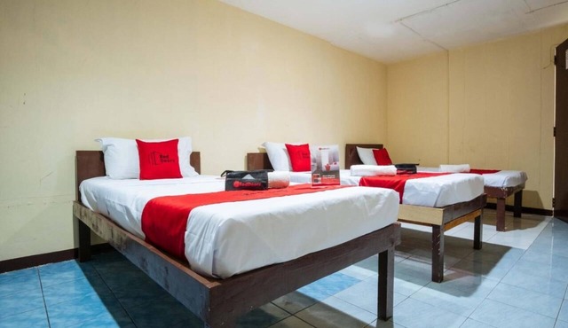 Charming 1-bedroom home with WiFi, AC in beautiful Bacolod
