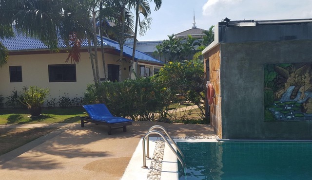 Charming studio pool private terrace sea beach golf luxury residence