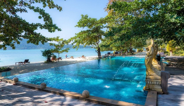 Chivapuri Beach Resort
