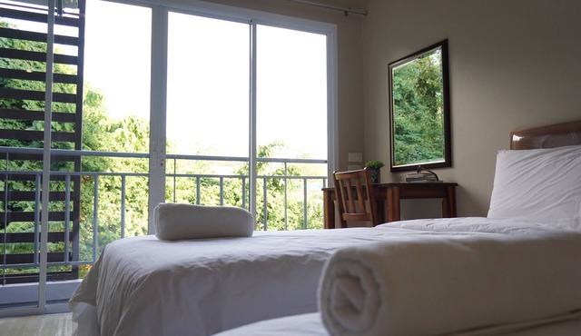 Chompu Nakarin Apartment