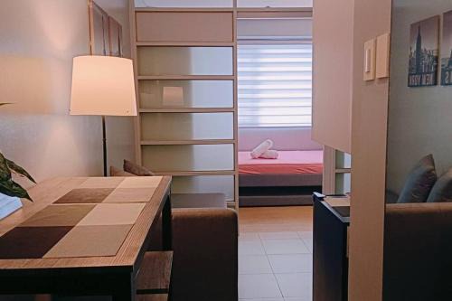 Citispace 1BR Condotel Suite at Ridgewood Towers Near BGC Airport #RW10A
