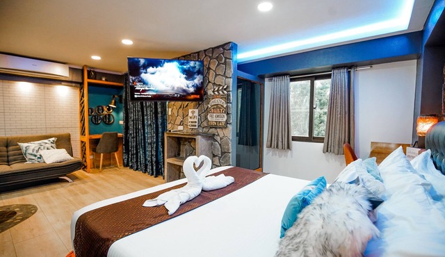CLOCKWORKORANGE Luxury Suites
