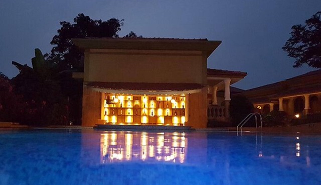 Cochichos Resort