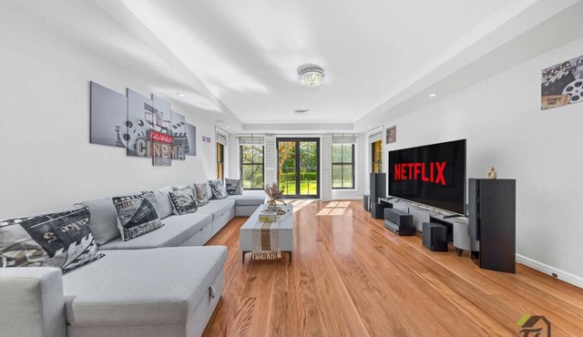 Comfortable house in Beecroft