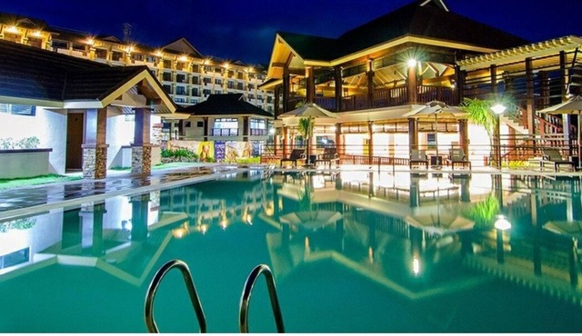 ⭐Corner Unit⭐ Netflix⭐Fast Wifi⭐Cable⭐Gym⭐Pool⭐AC⭐