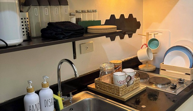 Cozy 1BR Makati Retreat w/King bed