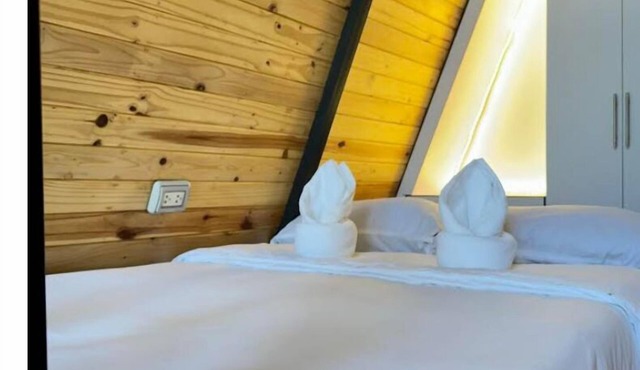 Cozy cabin in fabulous Isabela - Alicia with AC, WiFi
