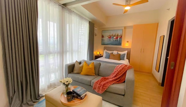 Cozy Smart Studio with Pool and Gym