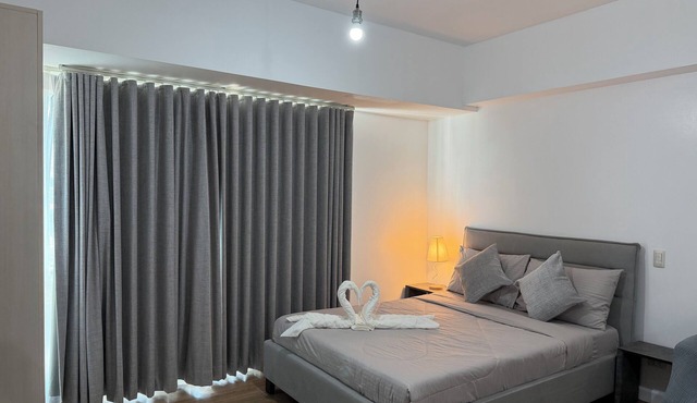 Cozy studio unit Abreeza Place with WiFi/Netflix in Davao City
