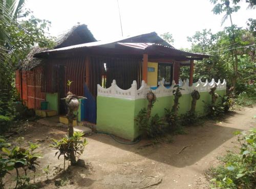 Cris Cottage Beach Front