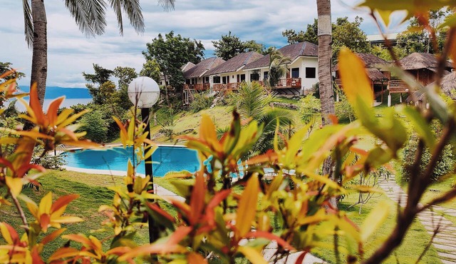 Cuestas Beach Resort & Restaurant