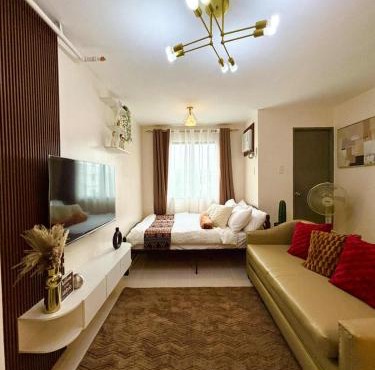 Dainty Den Renovation