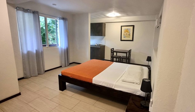 Day & Night Accommodations