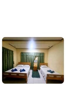 Dela-Chen Roadside Hostel