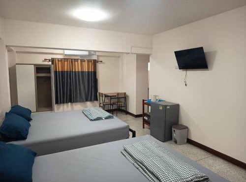 Doctor Thanut Hostel