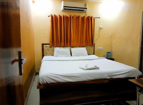 Dream Residency Near Chinar Park