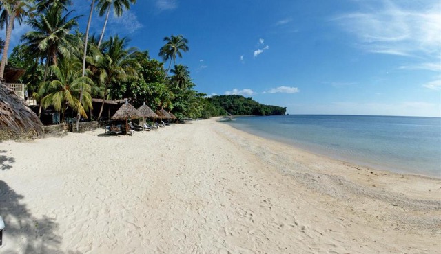 Easy Diving and Beach Resort
