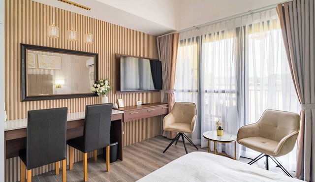 Elegant studio, close to the airport and big malls
