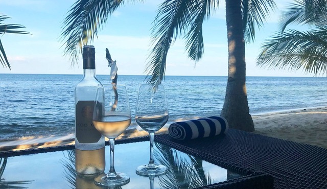 Entire Private Beach House in Alegria, Siargao Island