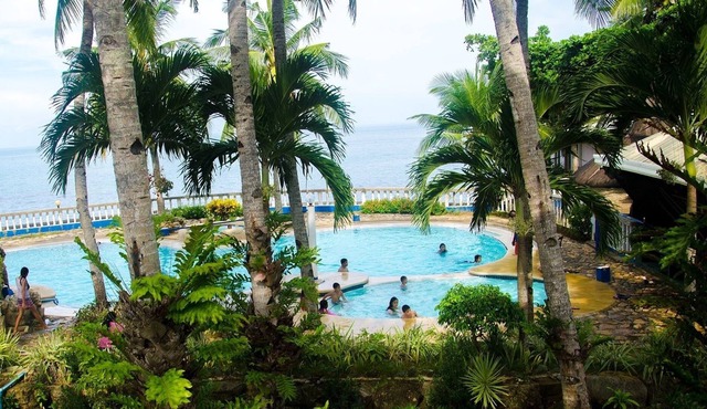 Estaca Bay Gardens Conference Resort