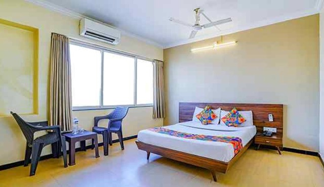 Fabhotel Peaceful Stay