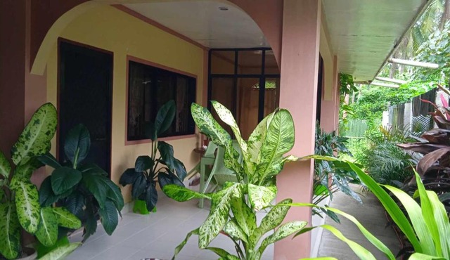 franky jay house