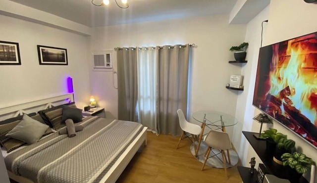 Fully Furnished Condo Unit for Rent