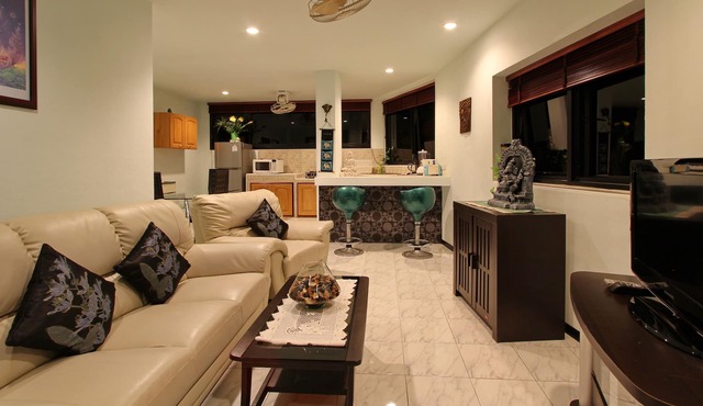 Ganesha 2 bedroom apartment with sea view / pool bar * + * kitchen with patio terrace