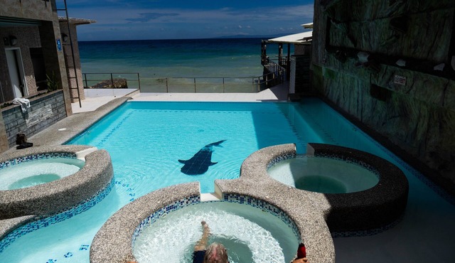 Ging-Ging Hotel & Resort