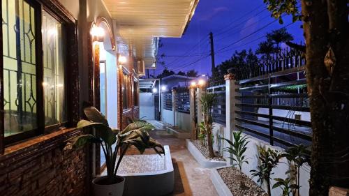 Ging's Place