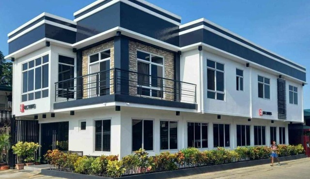GLC SUITES