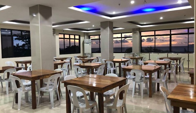 Godo's Hotel and Restaurant
