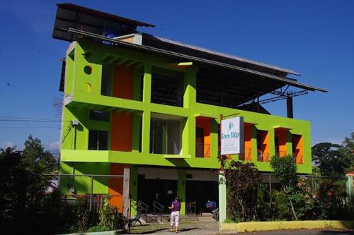 Green Ridge Apartelle