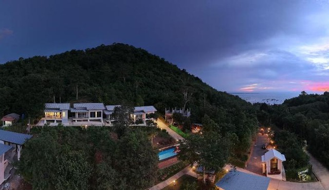 Greenery Hill