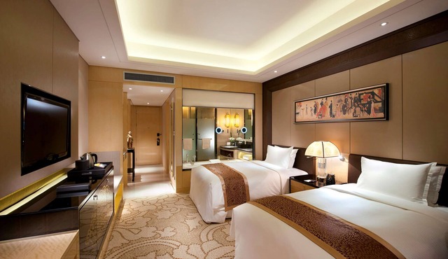 Hilton Xian