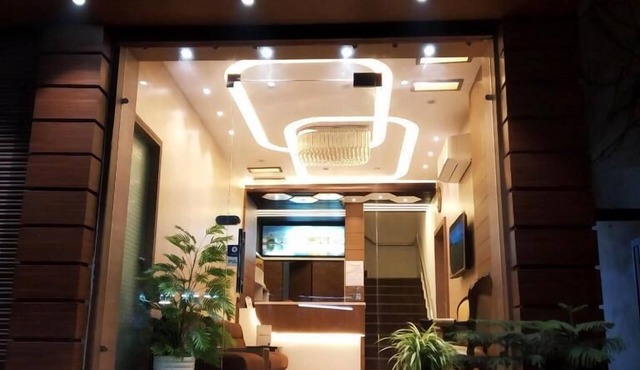 Hotel SS Royal