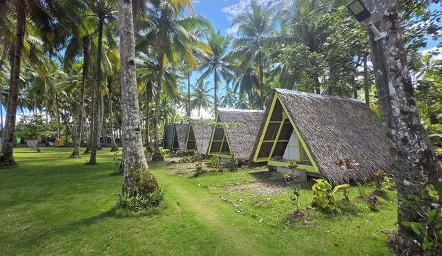 International Cruisers Seafront Beach Resort - your gateway to Bretania Islands!