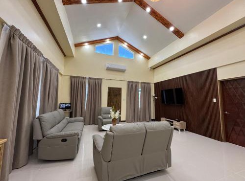 International Haven Barili