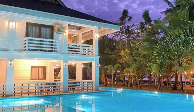 Islas Moriones Beach Resort