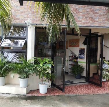 Jazmine Hotel