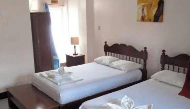 JMRN Pensione Inn