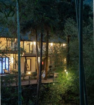 July Bamboo Hostel