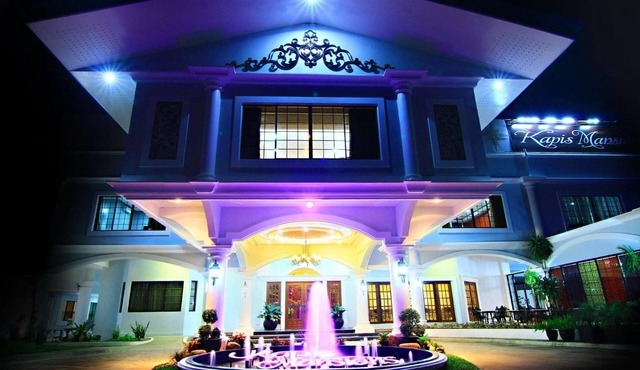 Kapis Mansions Hotel