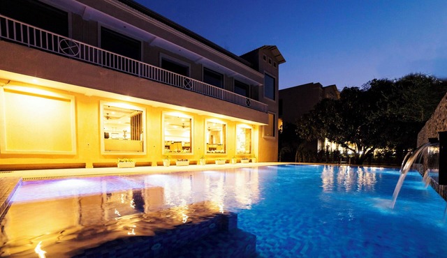 La Savanna Resort And Spa By DL Hotels And Resorts