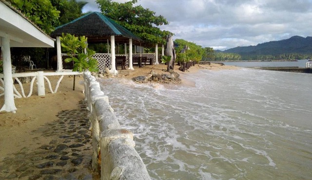 Letty's Terrace Beachfront