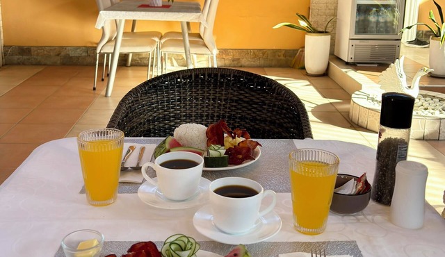 Little Norway guest house - Close to airport